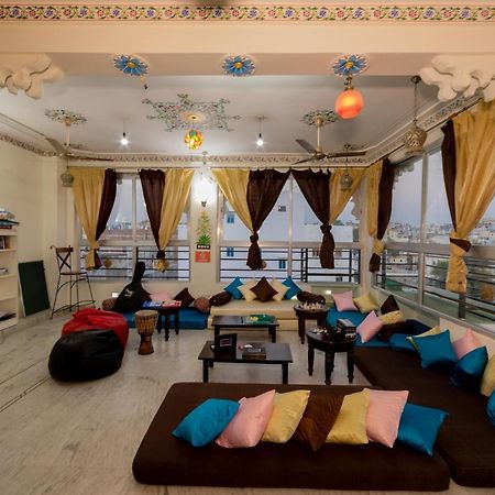 Whereabout Hostel Удайпур Екстериор снимка