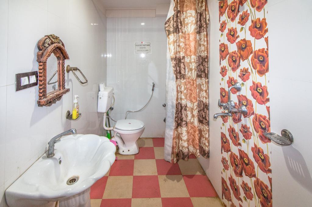 Whereabout Hostel Удайпур Екстериор снимка